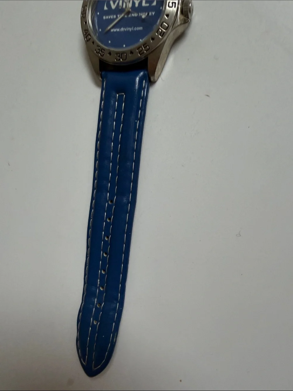 Source Unknown Blue Promotional Men's Watch with Silver Case needs battery